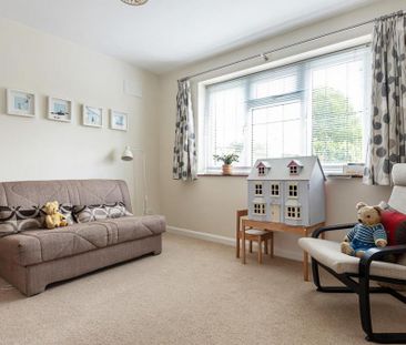 4 bedroom detached bungalow to rent - Photo 4