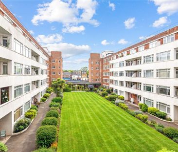 2 bedroom flat in 364 Upper Richmond Road - Photo 1