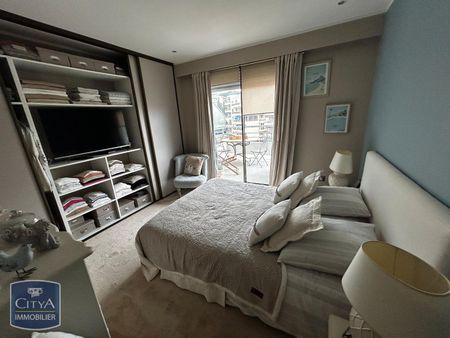 Location Appartement 3 pièces 75m² LE CANNET 06110 - Photo 5