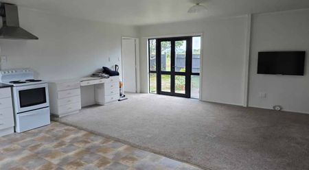 1 Bedroom home by the sea - Photo 3