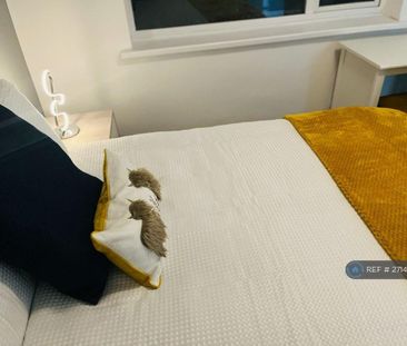 1 bedroom in a house share to rent - Photo 1