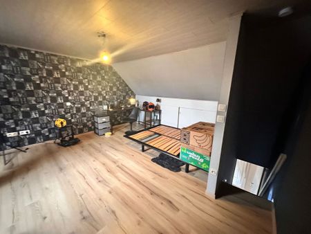 Instapklare woning met 3 slaapkamers en tuin op toplocatie in Roeselare - Foto 5