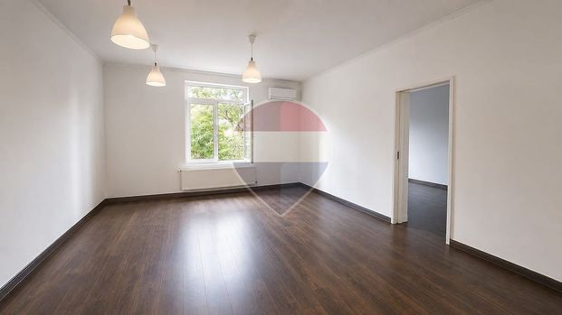 Vilă interbelică / Proximitate Piata Romana - Fotografie 1