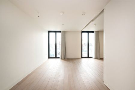 Hanover Square, W1S - Photo 2