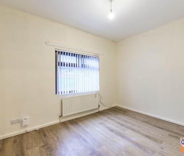 28 Low Road, Lisburn, BT27 4TJ - Photo 1