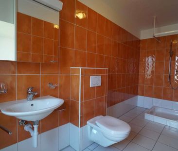 Gorgeous 4.5 pcs apartment on the 2nd floor with lake views - Foto 1