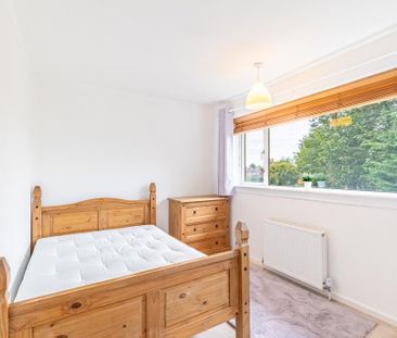 2 bedroom semi-detached house to rent - Photo 4