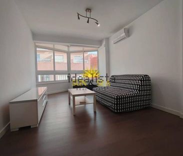 Alquiler de ático en Playa de los Locos - Photo 2