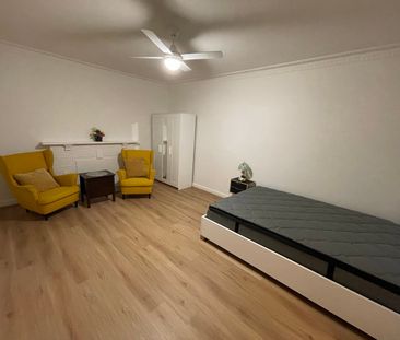 Dandenong - Photo 3
