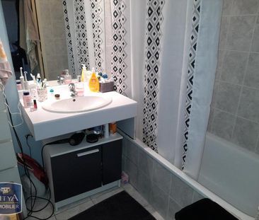 Location Appartement 2 pièces 46m² VILLEFRANCHE SUR SAONE 69400 - Photo 4