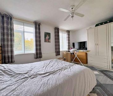 Roman Road, Salisbury, SP2 - Photo 2