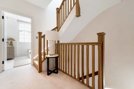 Chesham Mews - Photo 5