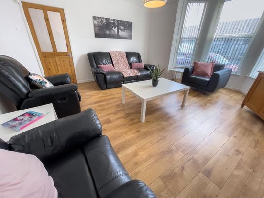 5 bedroom terraced house to rent - Photo 1