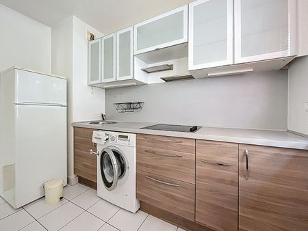 Apartment - Photo 2