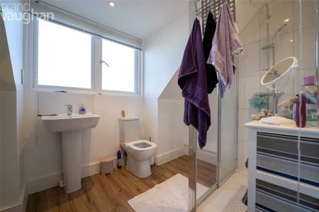 3 bedroom maisonette to rent - Photo 4