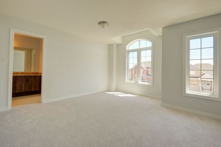 For Lease - 42 Pristine Trail, Cavan Monaghan, Ontario - Photo 2