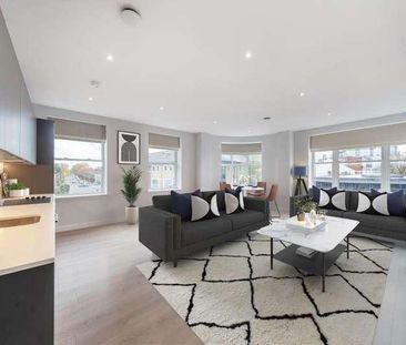 Chertsey, Surrey, KT16 - Photo 2