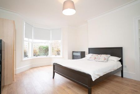 3 bedroom terraced house to rent - Photo 3