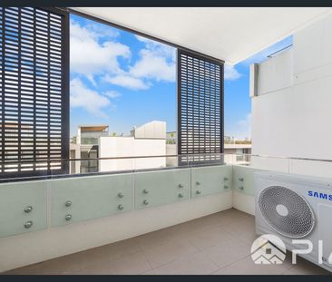 As New One Bedroom Apartment In Prime Location For Lease!! - Photo 4
