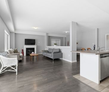 For Lease - 38 Sandhill Crane Drive, Wasaga Beach, Ontario - Photo 2