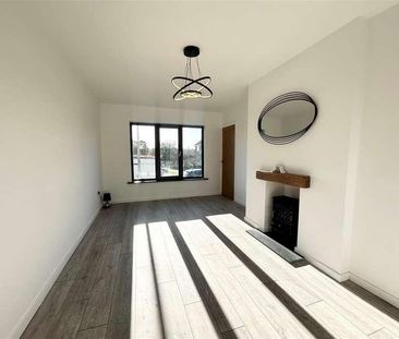 Protheroe Avenue, Pen-y-fai, Bridgend, CF31 - Photo 2