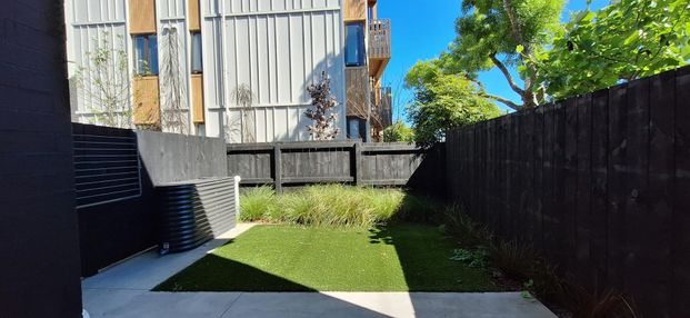 Near new townhouse at Mt Albert - Photo 1