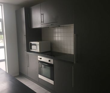 Great Apartment In Central - Photo 1