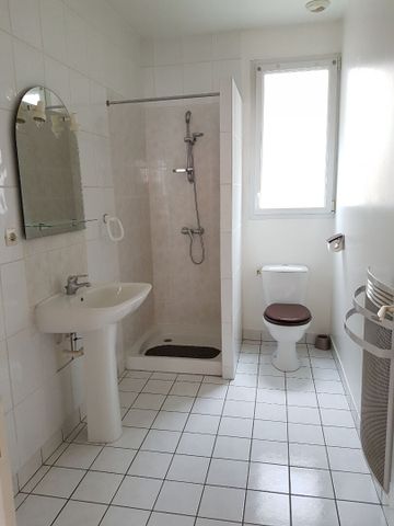 A LOUER Appartement 50000 Saint-Lô CENTRE VILLE 1 chambre 50.37 m2 - Photo 3