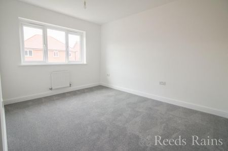 3 bedroom detached house to rent - Photo 4