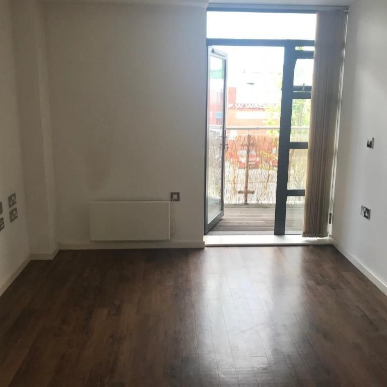 1 bedroom apartment to rent - Photo 1