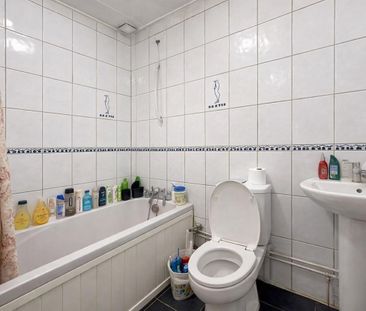 2 bedroom maisonette to rent - Photo 3