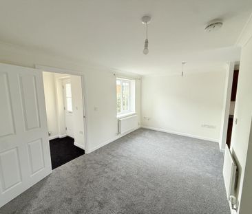 2 bedroom property to rent - Photo 2
