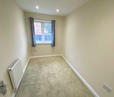 Price £2,795 pcm - Available 27/02/2026 - Unfurnished - Photo 5