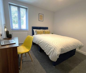 1 bedroom in a house share to rent - Photo 5