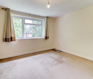 1 BED Apartment To rent - Photo 4