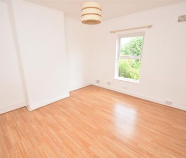 1 bedroom property to rent - Photo 4