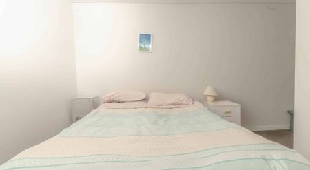 Secure and Convenient - Photo 2