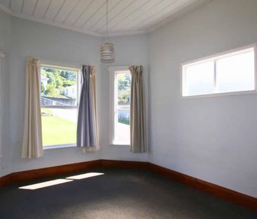 Family Home Close To The Hospital - Photo 3