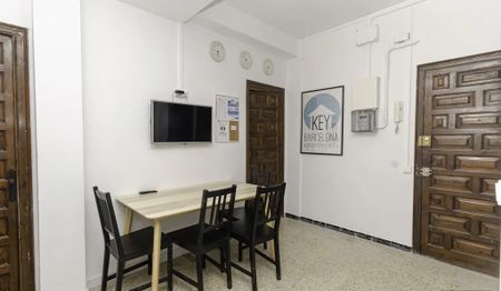 Carrer de Vila i Vilà, Barcelona, Catalonia 08004 - Photo 5