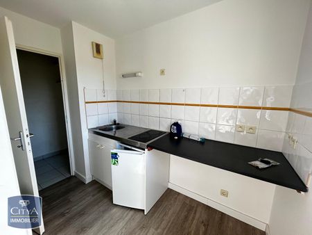 Location Appartement 2 pièces 47m² ST PIERRE DU MONT 40280 - Photo 5