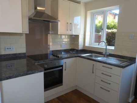1 bedroom end of terrace house to rent - Photo 3