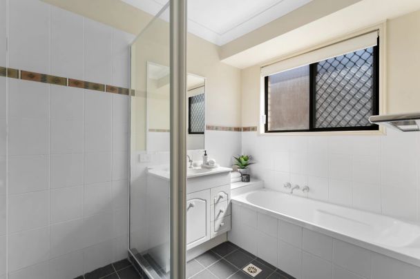 The Perfect Balance Of Lifestyle And Convenience - Photo 1