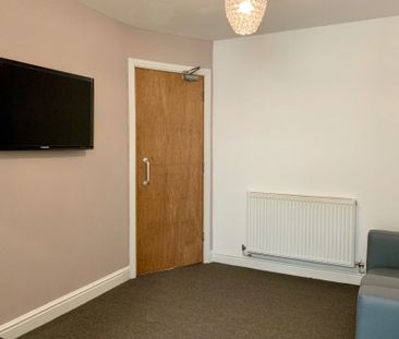 Caellepa, Bangor, Gwynedd, LL57 - Photo 2