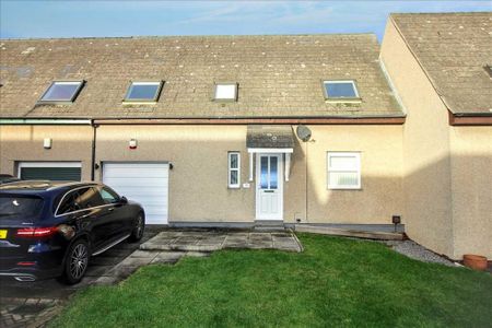 3 bedroom terraced house to rent - Photo 3