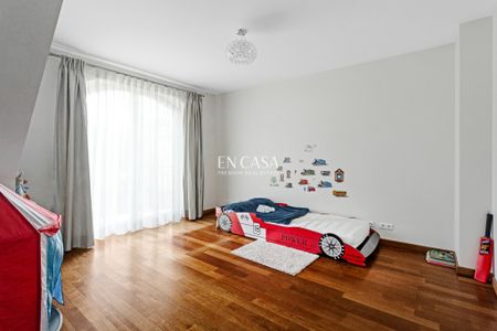 Wolnostojący, słoneczny dom 276 m - Zdjęcie 5