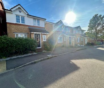 3 Bedroom House - Link Detached To Let - Photo 2