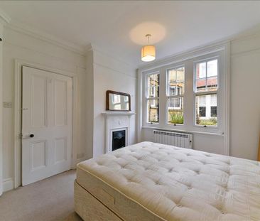 3 bedroom flat to rent - Photo 2