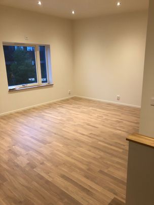 Långjökelgatan, Kista - Foto 1