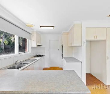 5 Dawn Court, Viewbank - Photo 5