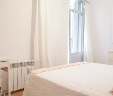 Room in a shared 3-bedroom apartment for rent in Trafalgar - Foto 3